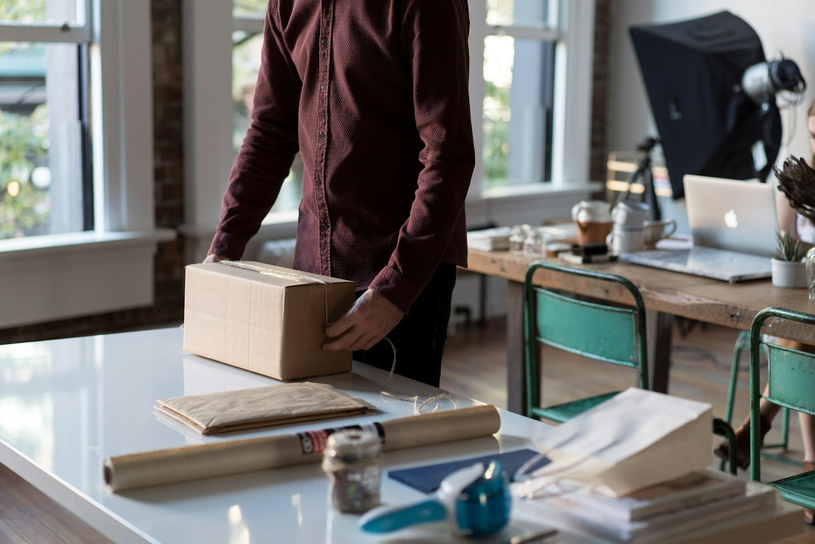 Paket- und Versandprozess für E-Commerce